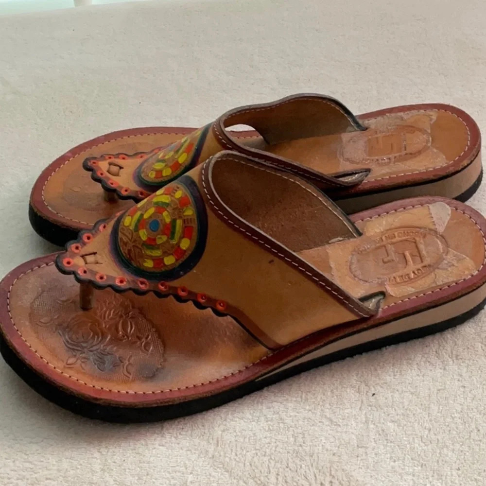 Sandals - Picture 4 of 6